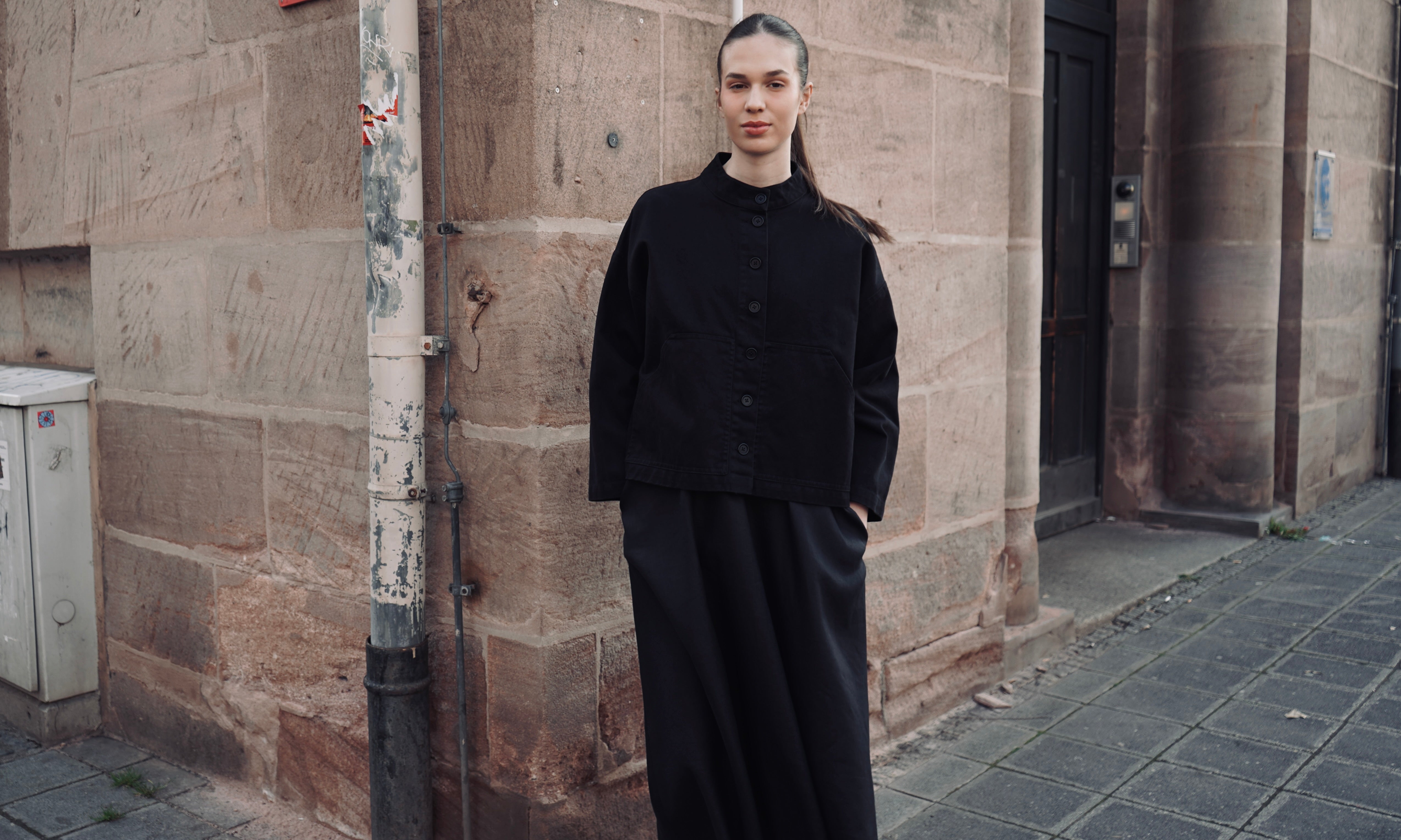 Annalena Jacke in schwarz